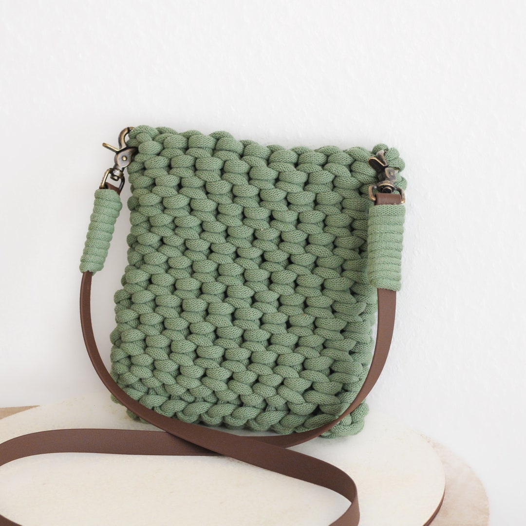 Leopardenmuster Handtasche Von Yamobi - Halbmond Crossbody Bag Mit Verstellbarem Gurt