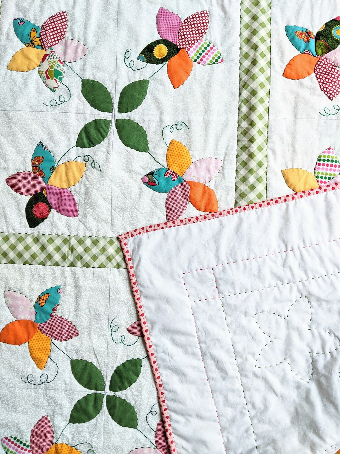Handmade Floral Applique Cot Quilt, Patchwork Baby Quilt, Baby Girl