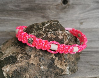 Paracord EM Keramik Hundekette, Hundehalsband, Schmuckhalsband für Hunde, Neon Pink/ Weiss, personalisiert, mit Name