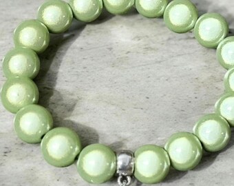 Miracle Bead Bracelet 10 mm beads, elastic, light green