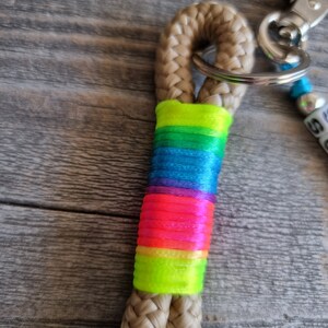 Schlüsselanhänger Regenbogen, PPM Seil beige