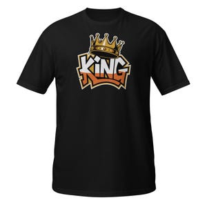 King Graffiti Style Crown T-Shirt - Bold Urban Streetwear Design Short-Sleeve Unisex T-Shirt