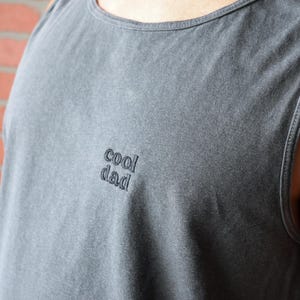 Comfort kleuren tanktop - gepersonaliseerde coole vader Comfort kleuren tank T-shirt - unisex aangepaste tanktop - kledingstuk geverfd T-shirt - gepersonaliseerde tekst