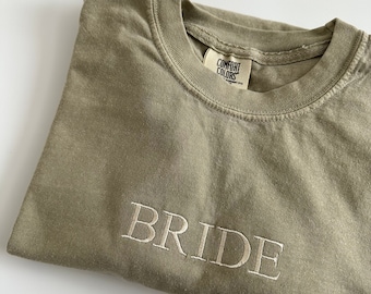 Comfort Colors Bride Tee - Unisex Short Sleeve Shirt - Wife Bridal - Oversized Crewneck - Womens Tees - Wedding Gift - 2023 Wedding