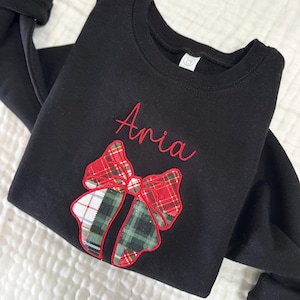 Toddler Custom Name Bow Appliqué Sweatshirt - Personalized Christmas Crewneck Sweater - Plaid Crewneck - Preppy Girls Monogram Sweater