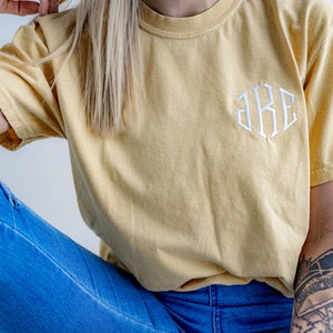 Comfort Colors Custom Embroidered Monogram Short Sleeve T-Shirt - Personalized - Garment Dyed Crew - Collar Embroidery - Initials Name