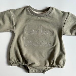 Organic Cotton Baby Bubble Romper Custom Embroidered Name Bubble Sweatshirt Romper Personalized Name Crewneck Sweatshirt Sweater image 6