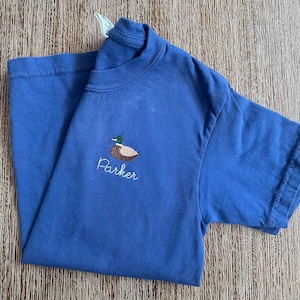 Geborduurd kindershirt met korte mouwen met monogram - gepersonaliseerd shirt voor kleine jongens - terug naar school - T-shirt met aangepaste naam - sport - nautisch