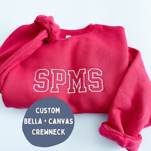 Sudadera Bella Canvas bordada personalizada - Letras universitarias - Bella Canvas 3945 - Cuello redondo - Regalos para mamá