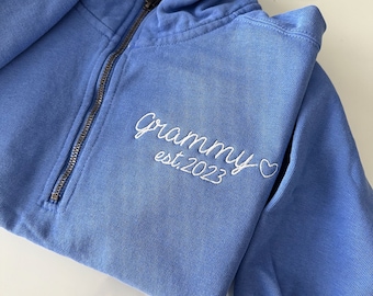 Comfort Colors Custom Embroidery Mama Est Quarter Zip - Embroidered Sweatshirt - Gifts for Her - Grandparents Gift - Personalized Sweater