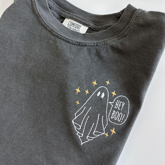Comfort Colors Kids Hey Boo Halloween Ghost Shirt - Custom - Boys Girl Shirts - Skateboard - Toddler Youth Halloween Tee - Halloween T Shirt