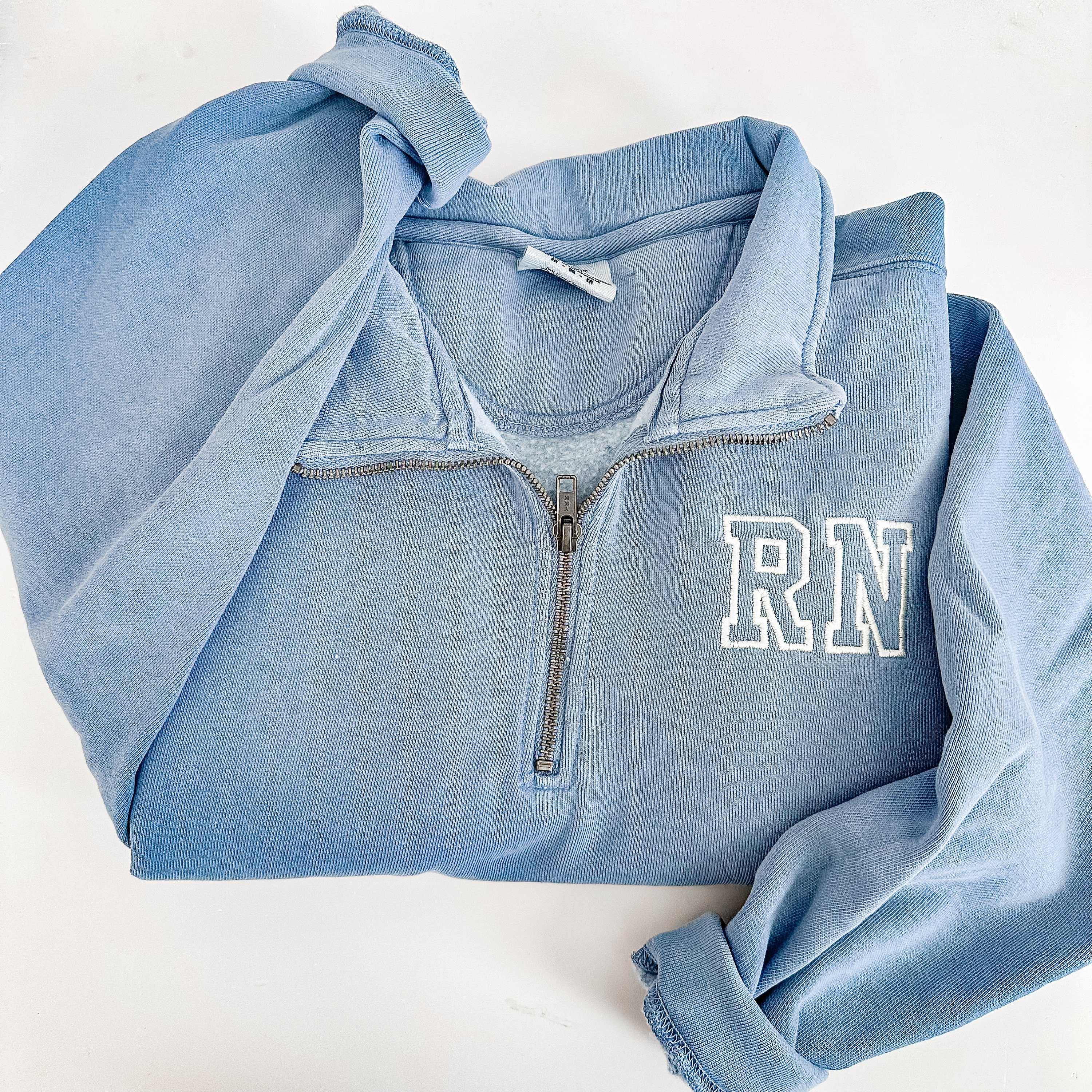 Sweat shirt RN a glissiere sur un quart de couleurs brodees Pull over Minimaliste simple Infirmiere Infirmiere autorisee Soins de sante LVN Etsy France