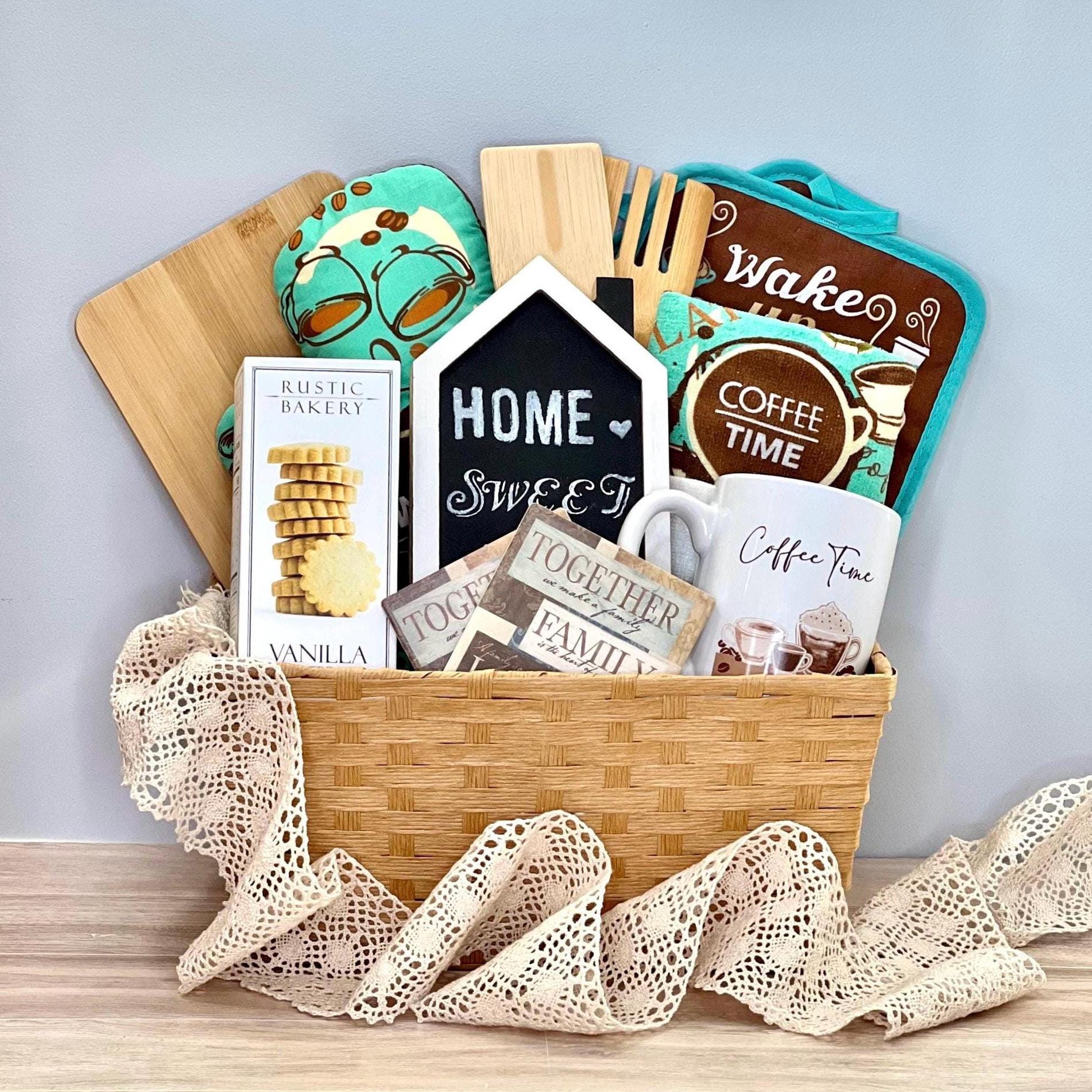 Diy Housewarming Gifts New Apartment Gift Basket Home Essentials