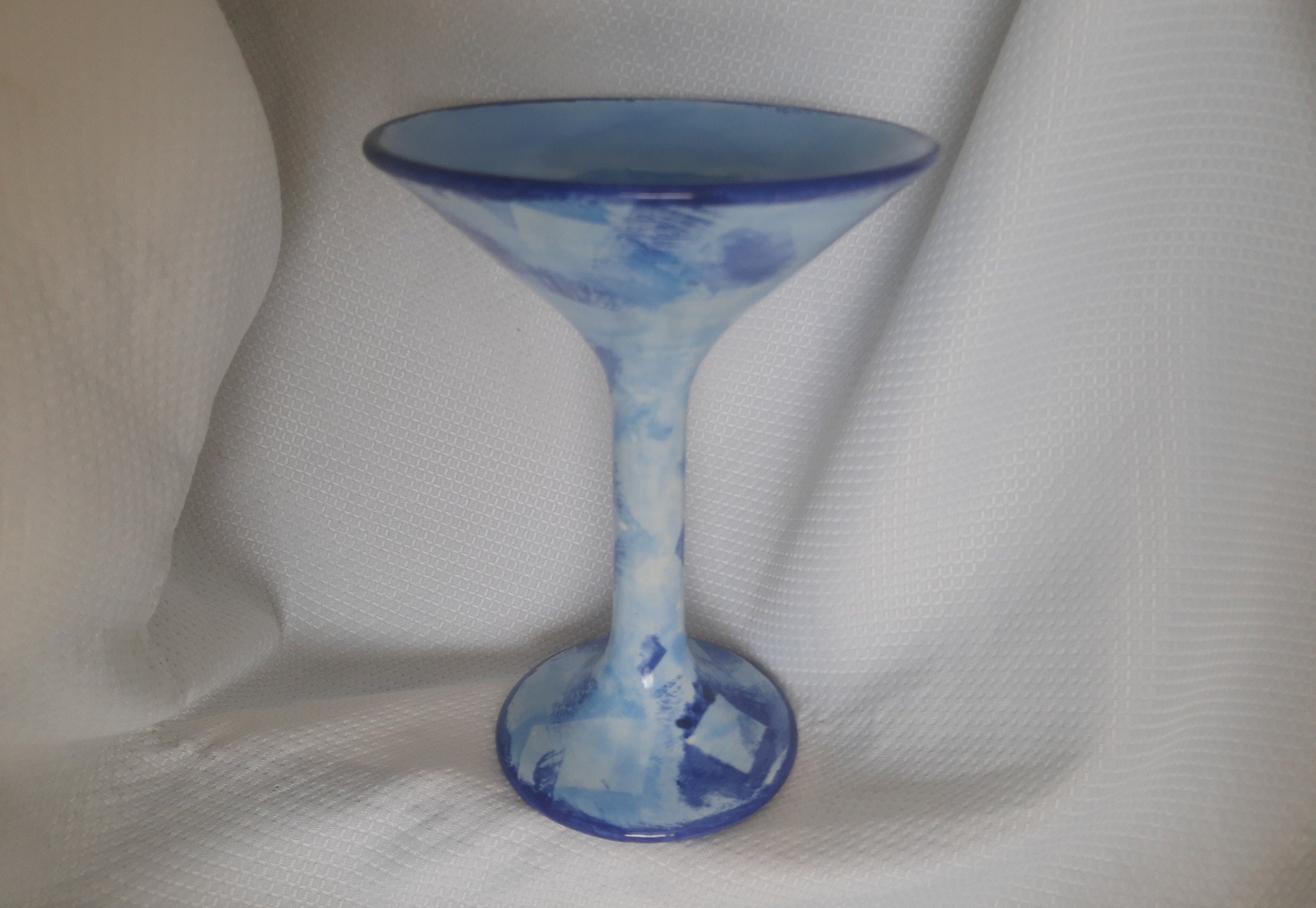 Large Martini Glass Vase (Save 52%)  Martini glass centerpiece, Martini  centerpiece, Glass centerpieces