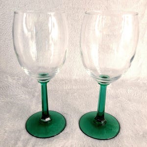 Set of 2 Vintage Hexagon Teal Stemmed Wine Glasses
