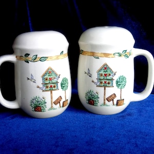 Thomson Pottery Vintage Birdhouse Heart Vine Salt and Pepper Stove Top Shakers as is