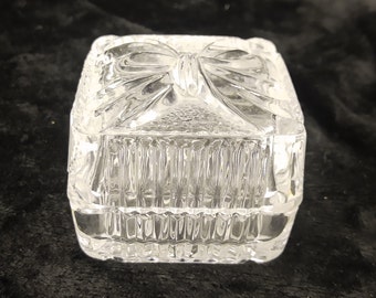 Vintage Clear Pressed Glass Jewelry Trinket Box with Embossed Bow