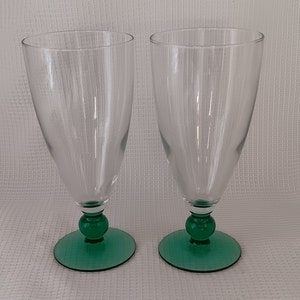 Set of 2 Crystal Optic Marianne Pattern Ball Stem Water Glasses Green