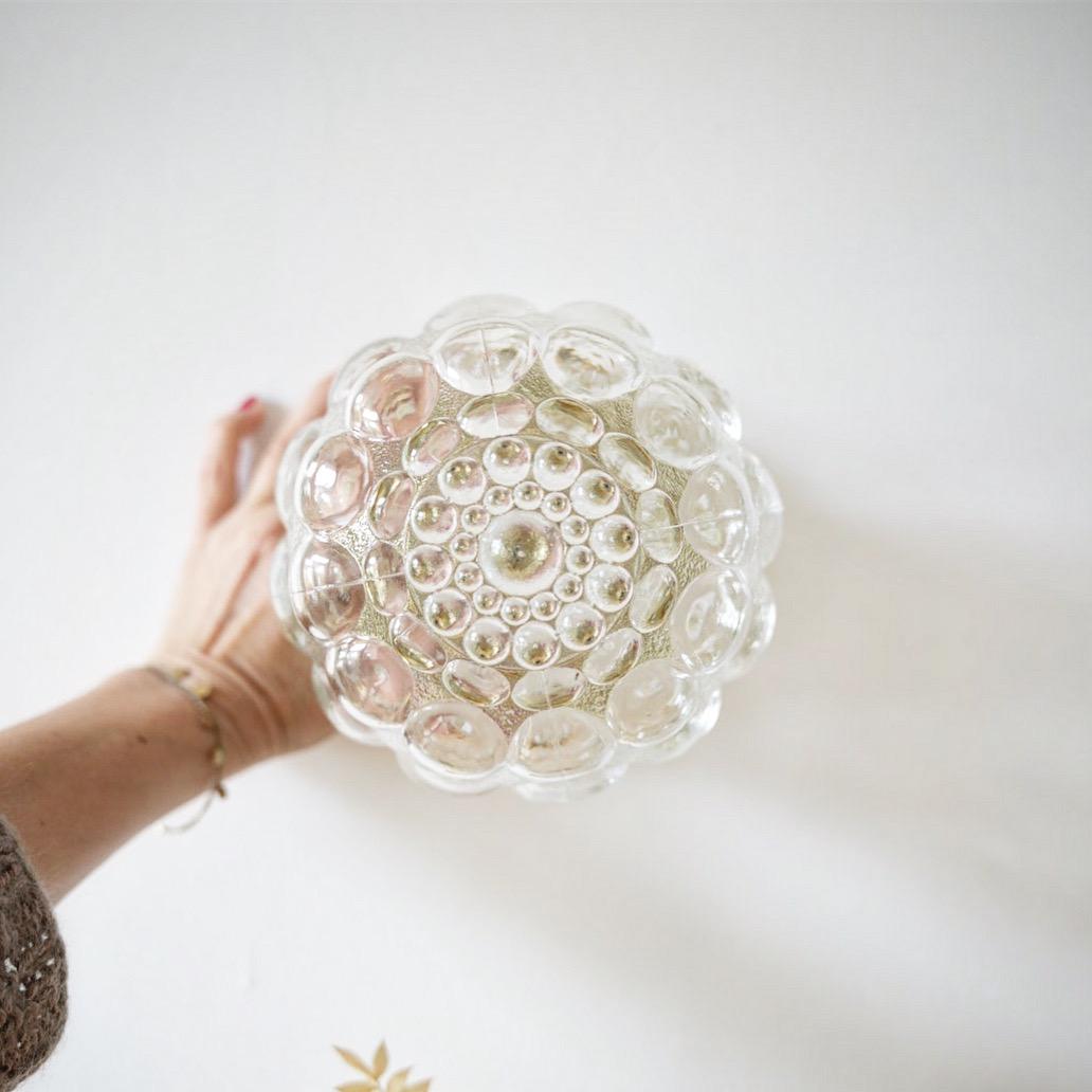 Bubble wall lamp