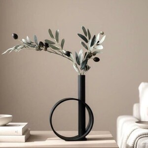 Moderne Deko-Vase, Dekoration zum Hinstellen, Fensterdekoration, Deko Regale, modernes Deko-Objekt