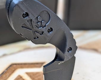 KA-BAR TDI Investigator 1493 Skull & Crossbones Custom Scales | Extra Grippy Knife Handles | Lightweight 3D Printed Upgrade