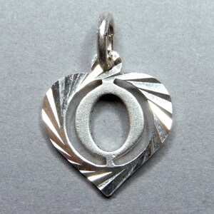 O. Pingente de coração vintage. Medalha Esterlina.