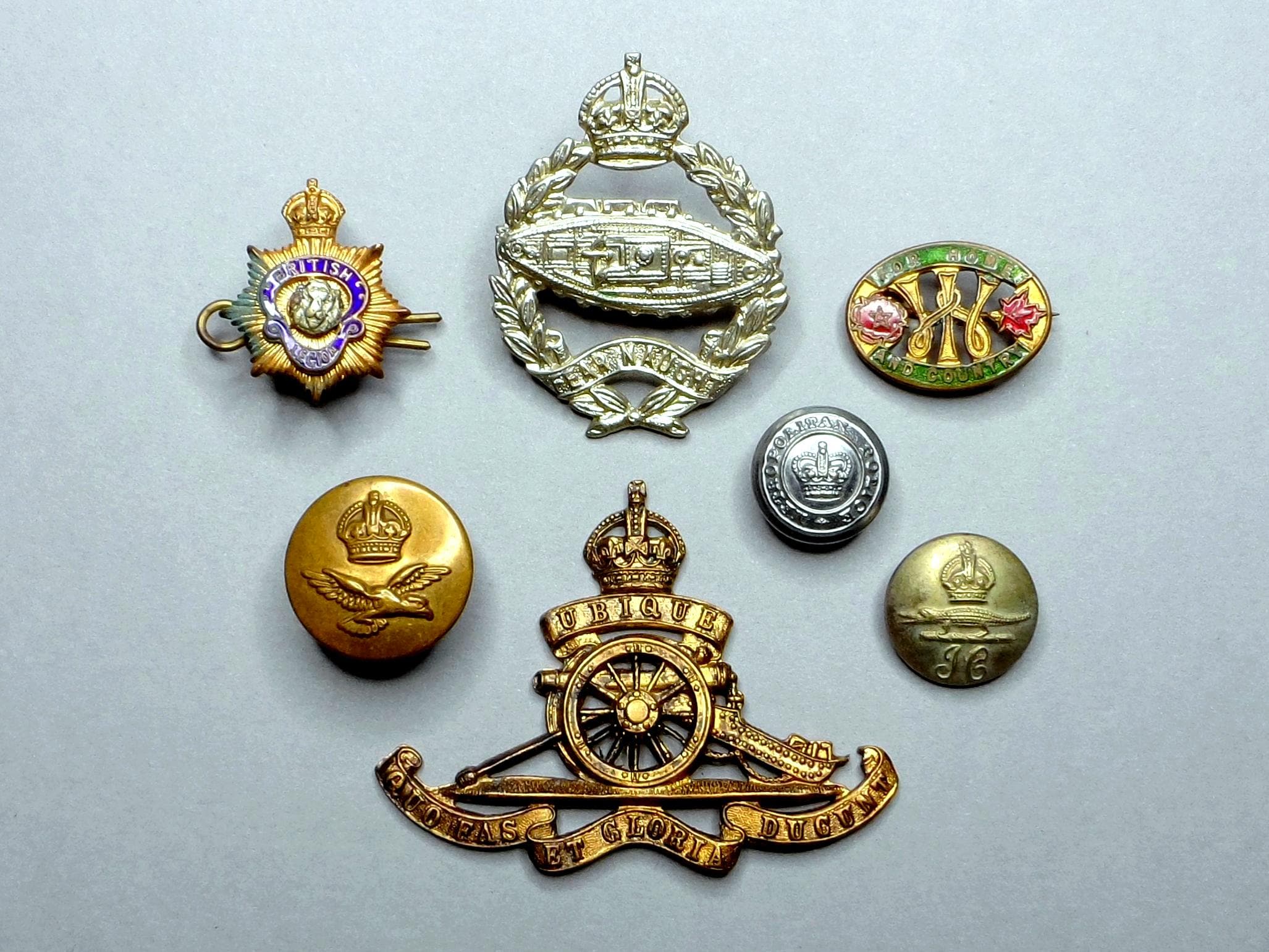 Military british crown insignia - Etsy 日本