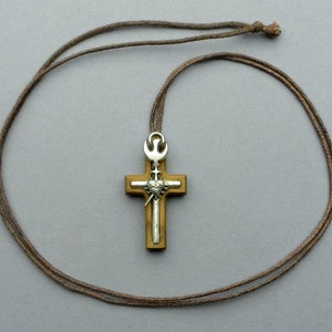 Wood Cross, Sacred Heart. Vintage Religious Pendant.