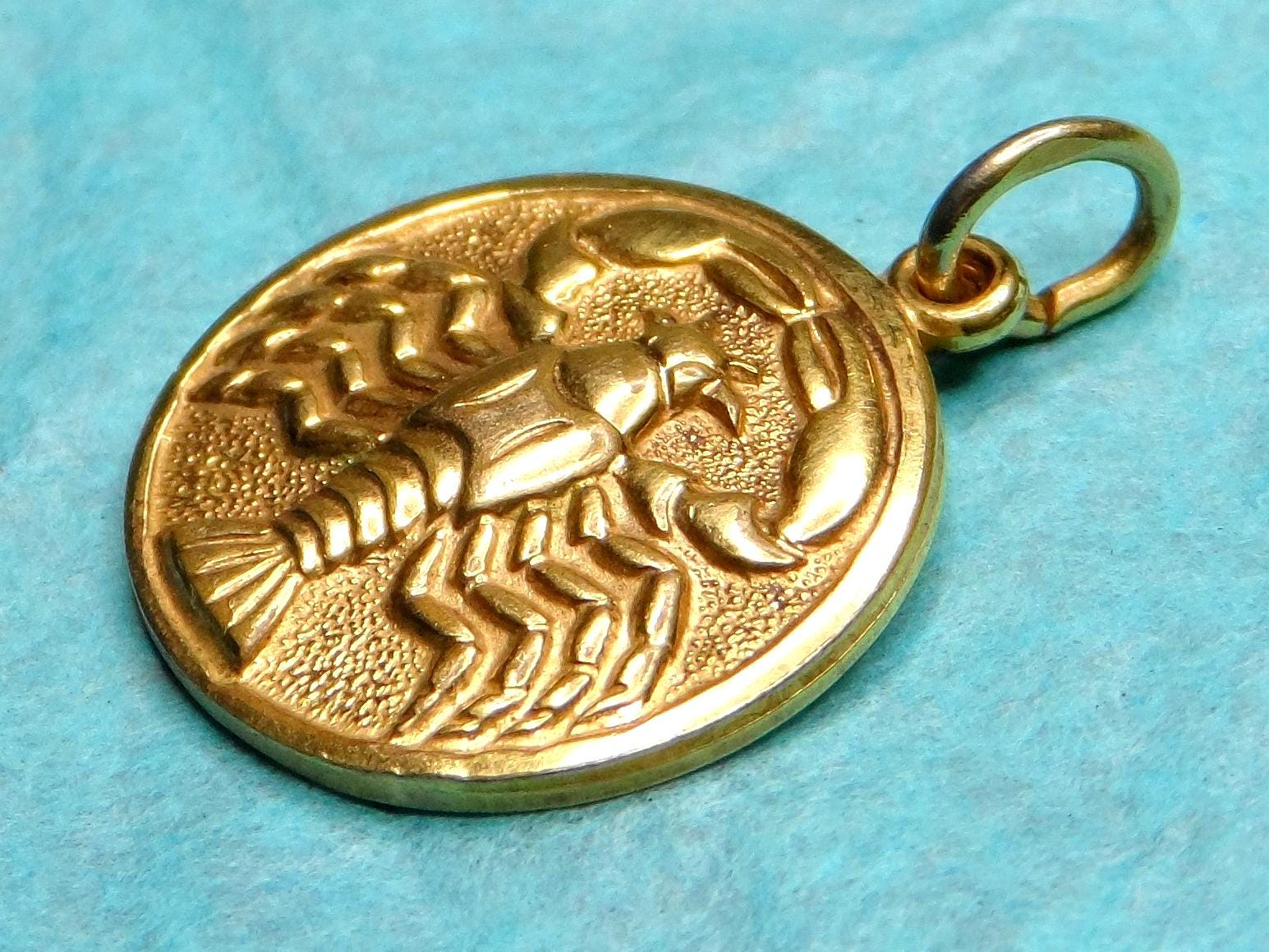 Vintage Yellow Gold Cancer Zodiac Sign Medal