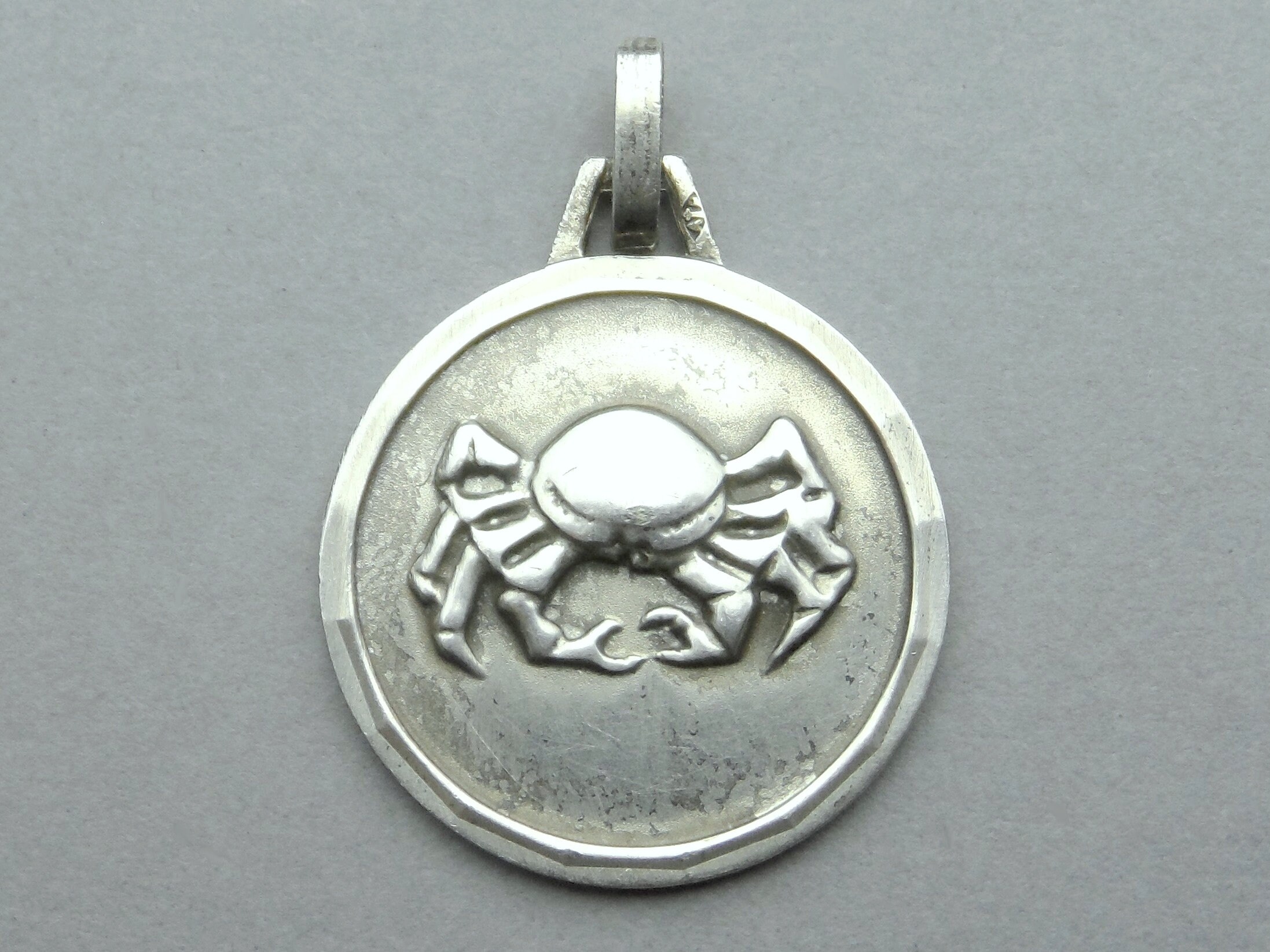 日本未入荷 CRAFTD London CANCER Cancer. Vintage Silver Pendant. - Etsy