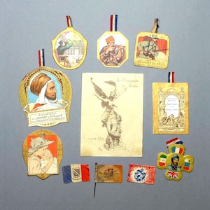 Reliquias de artículos de la Primera Guerra Mundial, 1914-1918. Cartón patriótico. Soldados.