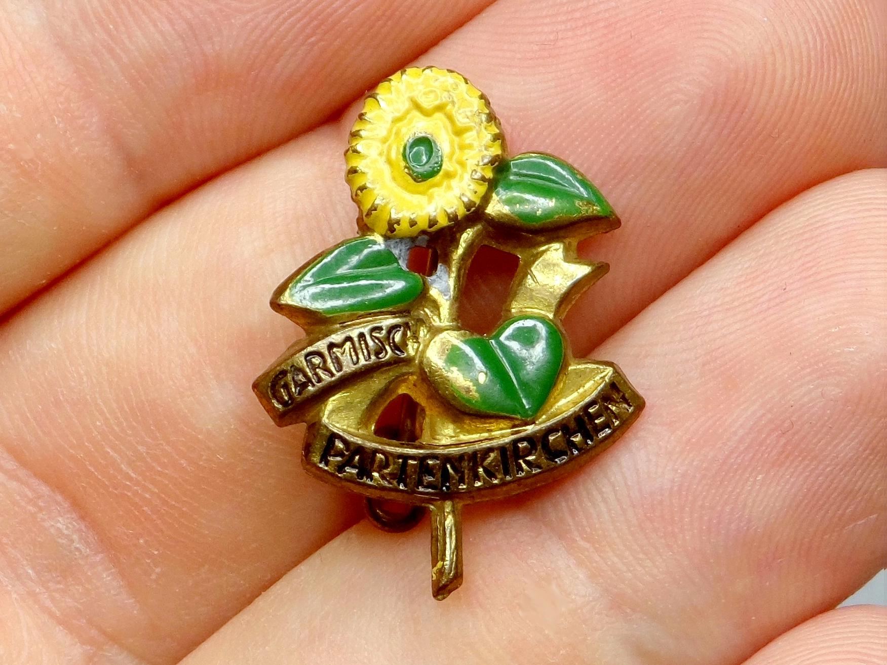 Broche Ancienne Fantaisie Gravée Germany - Bijou Vintage Occasion