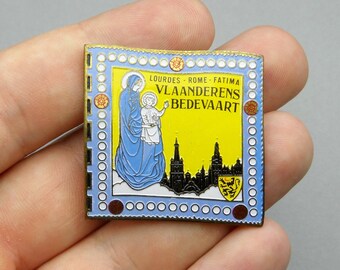 Lourdes Rome Fatima. Vlaanderens Bedevaart. Vintage Religious Brooch.