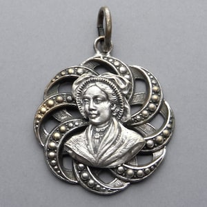Bretonne, Vintage Pendant.
