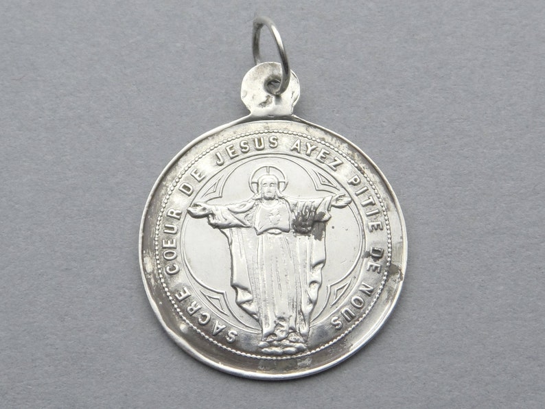 Pilgrimage Montmartre Antique Religious Pendant. Christ
