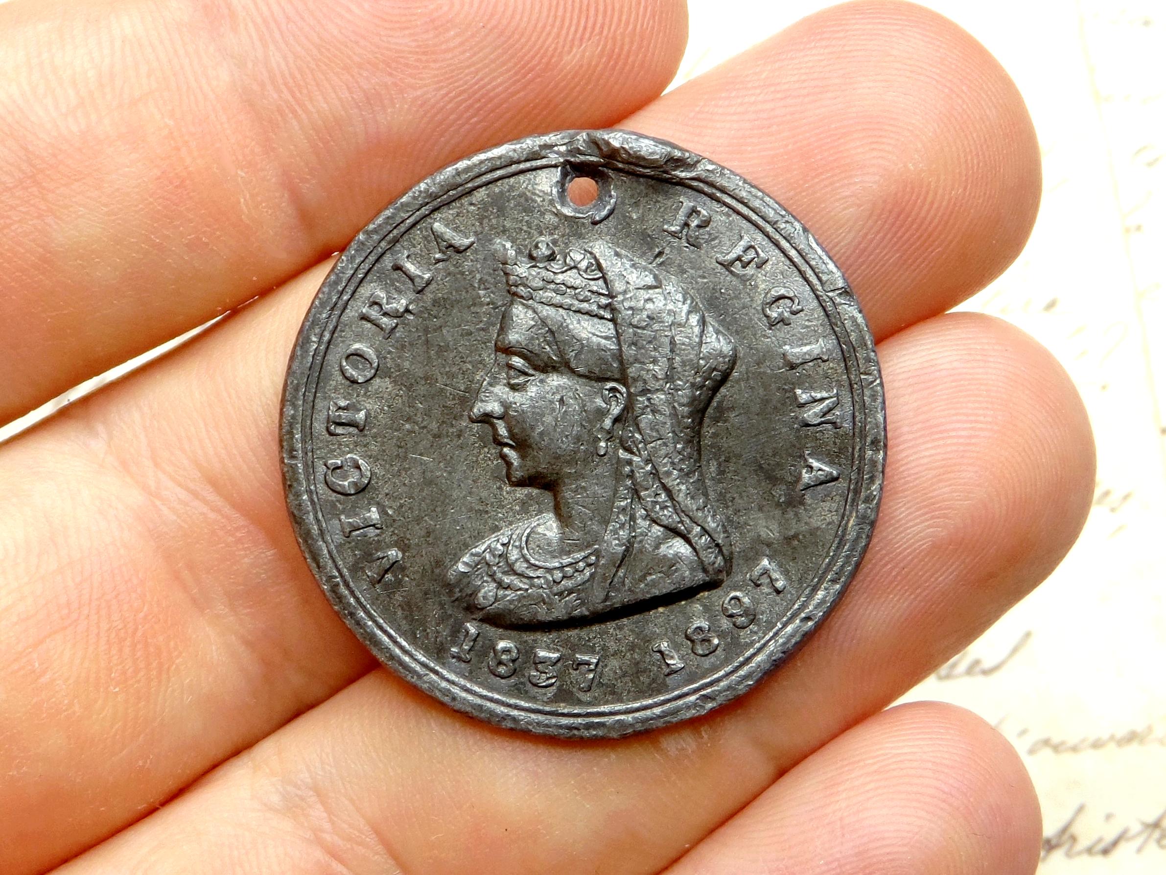 【ヴィクトリア女王】ダイヤモンドジュビリー　銅メダル　１８３７　１８９７ イギリス 1897 ヴィクトリア女王 メダル 銅貨 PCGS SP64 ダイアモンド