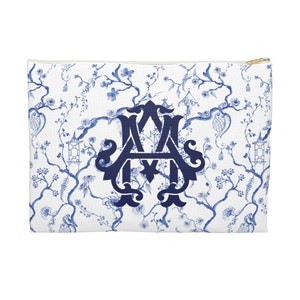 Blue & White Chinoiserie Canvas Pouch, Monogram Blue White Gift for Her, Travel Makeup Bag, Grandmillenial Pagoda Custom Bag, Accessories
