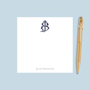 Monogrammed Notepad – Personalized Stationery Pad, Custom Sticky Note Initials, Gift for Her, Office Accessory, Cute Notepad for Daily Notes