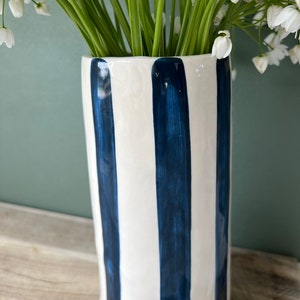 Vase en céramique fait main, déco rayures marinière SUR COMMANDE image 3