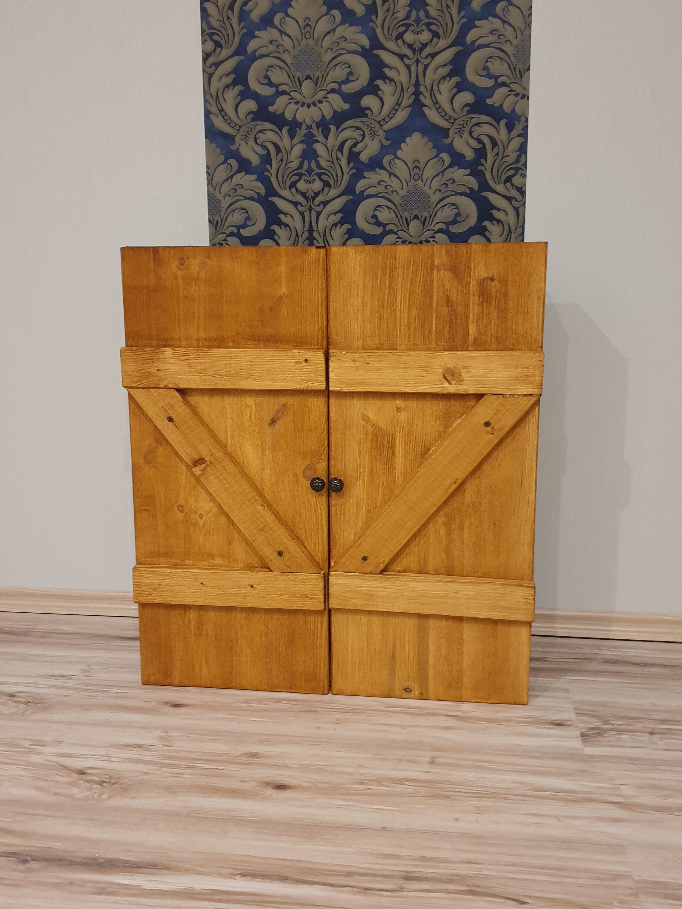 Gabinete de dardos Gabinete de tablero de dardos | Etsy