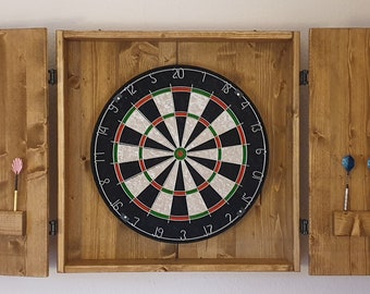 Dartschrank, Dartboard Cabinet Komplettset (gerne auch mit Gravur auf der Scheibe)