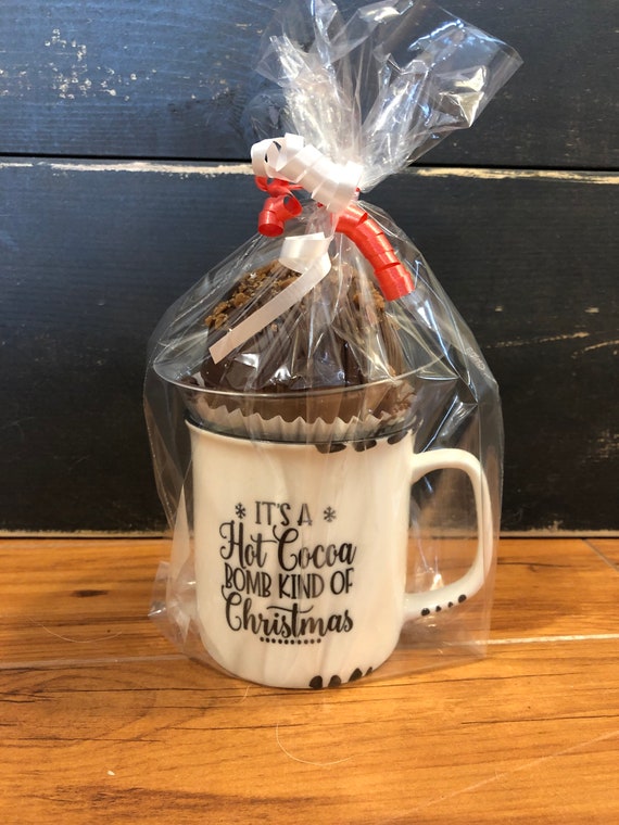 Hot Chocolate Bomb & Pottery Mug Gift Set