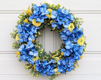 Blue hydrangea wreath, Hydrangea wreath,Blue and yellow floral wreath, Hydrangea wreath with ranunculus,Spring-Summer wreath for front door