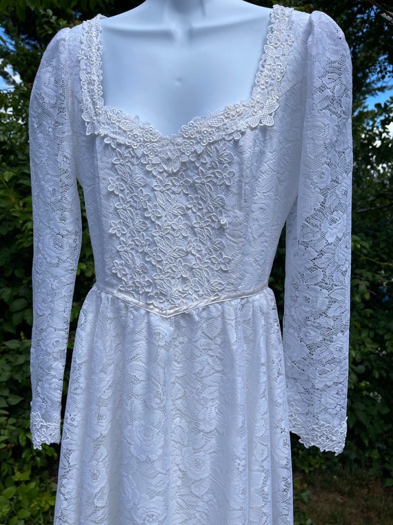 Vintage 70’s Gunne Sax lace wedding gown - image 3