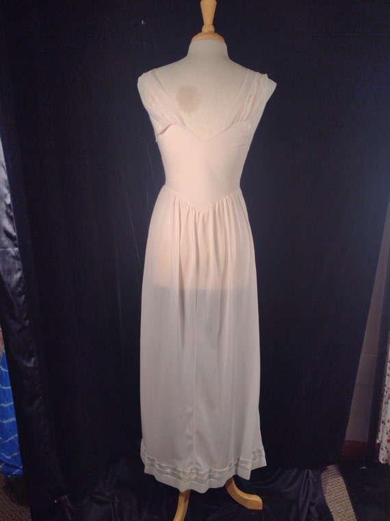 Vintage sheer blush nightgown slip - image 5