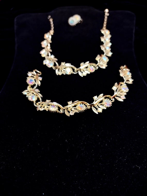 Gorgeous aurora 3pc floral jewelry set