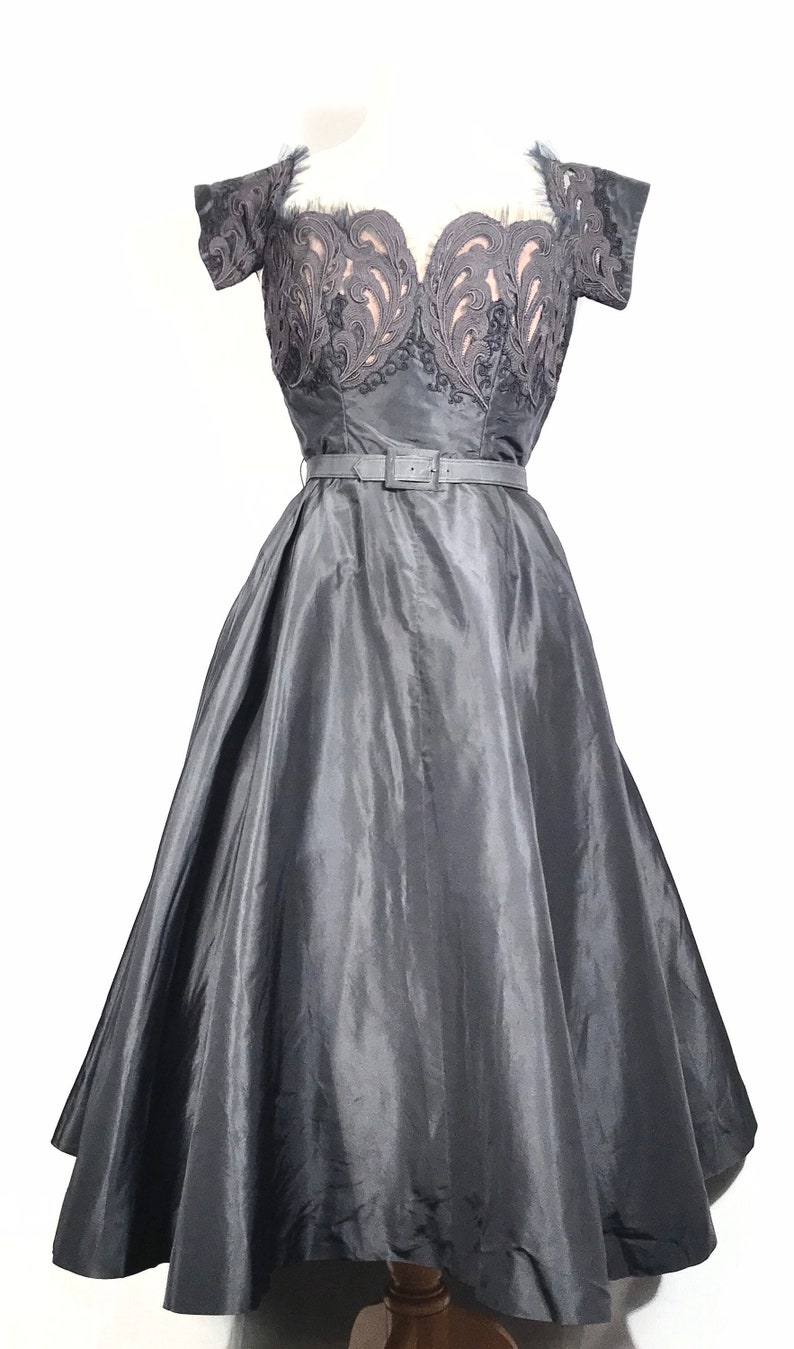 Stunning 50s vintage party dress image 1