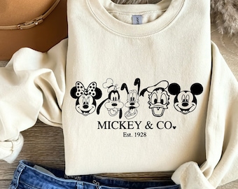 Mickey & Co 1928 T-shirt, Sweater en Hoodie voor Kinderen en Volwassenen, Mickey en Vrienden Familie Sweater, Disney Vakantie Shirt