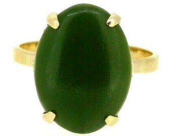 Bague vintage italienne des années 1950 en or massif 18 kt avec pâte vitreuse verte