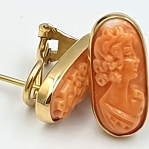 Vintage 1960s Pink Coral Cameo Stud Earrings in Solid 18K Yellow Gold